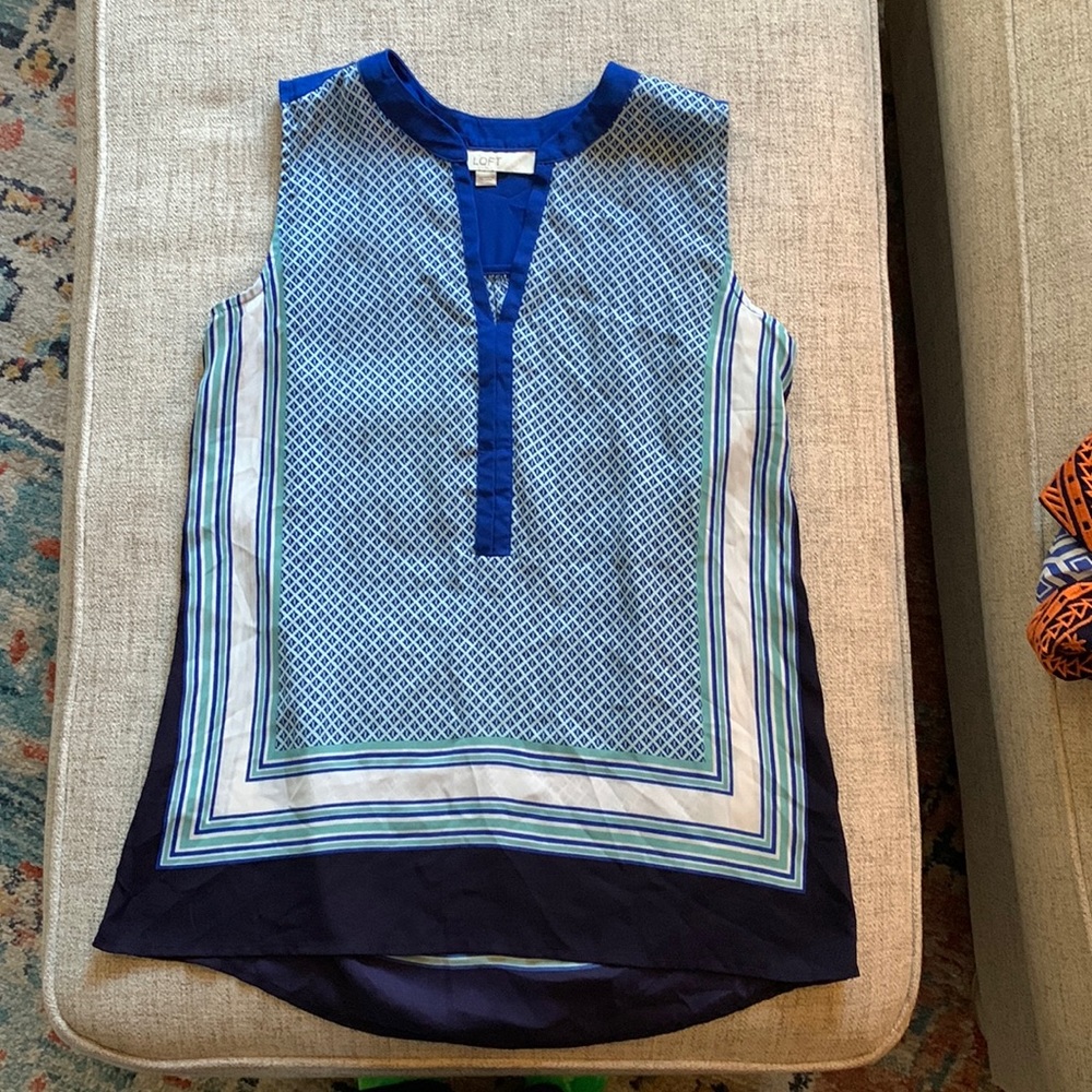 LOFT blouse // XS // blue, green and white